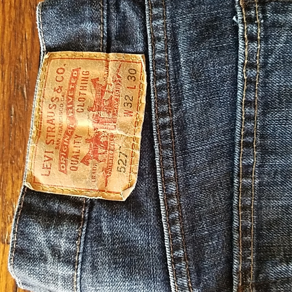 Men's Levi Jeans 527  size 32x30